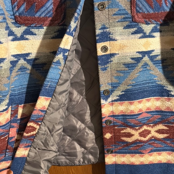 Western Shacket - Picture 4 of 5